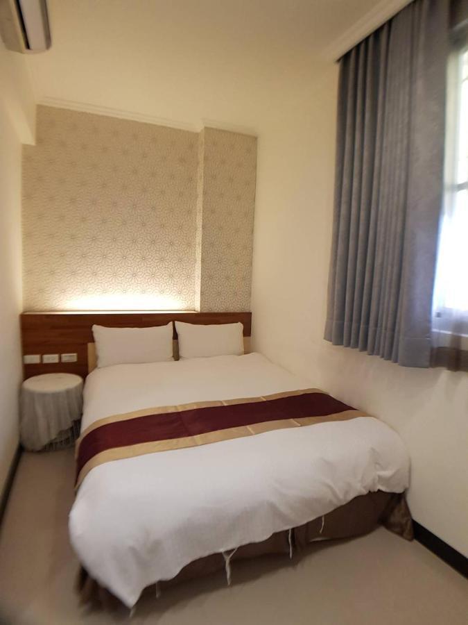 Tainan Yi Zhan Exterior foto